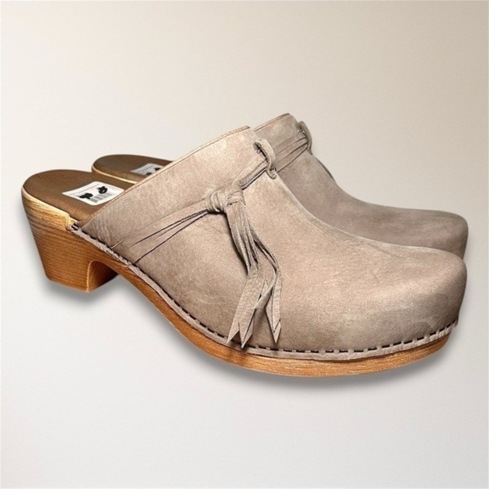 Dansko Miriam Taupe Milled Nubuck Wooden‎ Clogs 42 Slip On Comfort Nurse Shoes